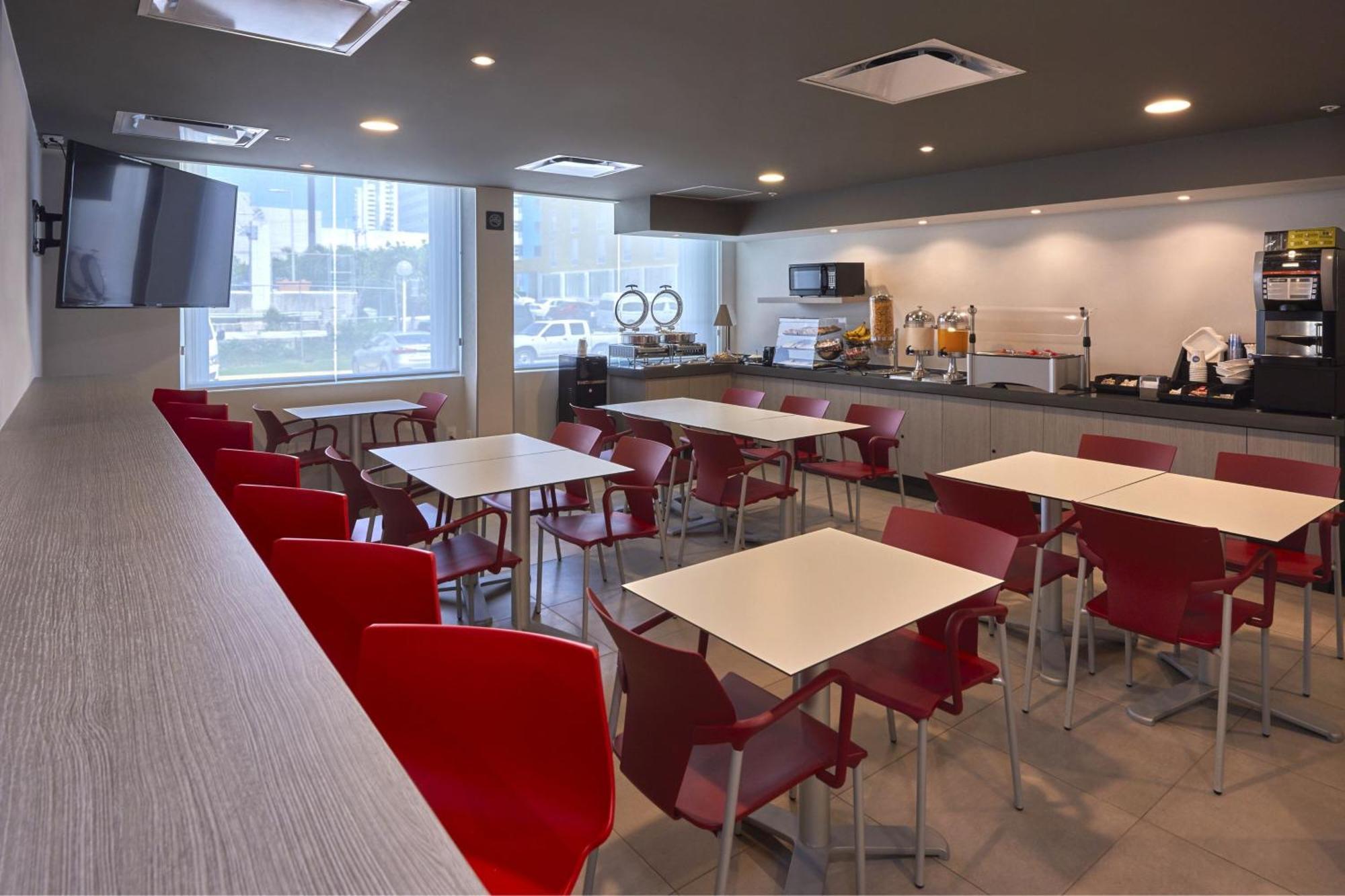 City Express Junior By Marriott Juarez Consulado Exterior foto